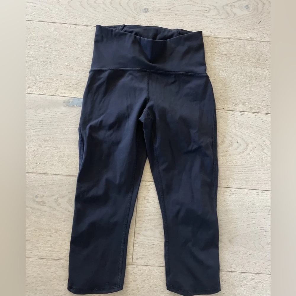 Lululemon Crop 17” Mesh Luxtreme Leggings